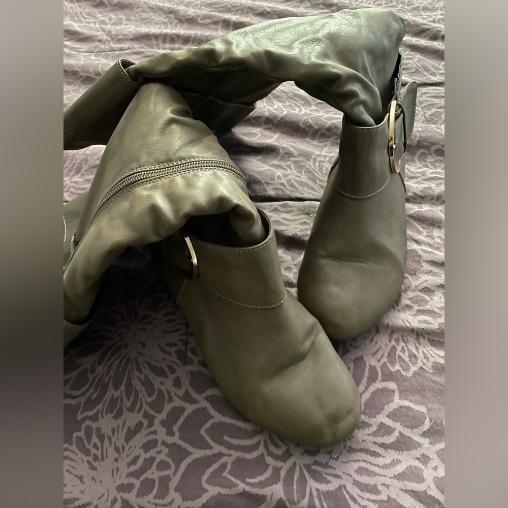 Wide calf boots